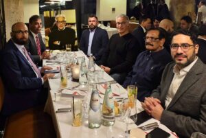 پاکستان مسلم لیگ (ن) جرمنی کی جانب سے وفاقی وزیرِ دفاع خواجہ محمد آصف کے اعزاز میں عشائیہ