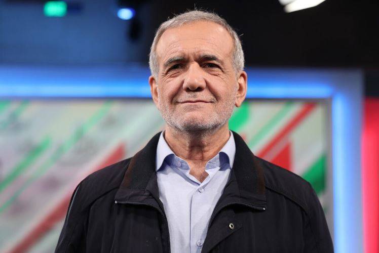 ایران عالمی طاقتوں کے دباؤ پر سر نہیں جھکائے گا: صدر مسعود پزشکیان