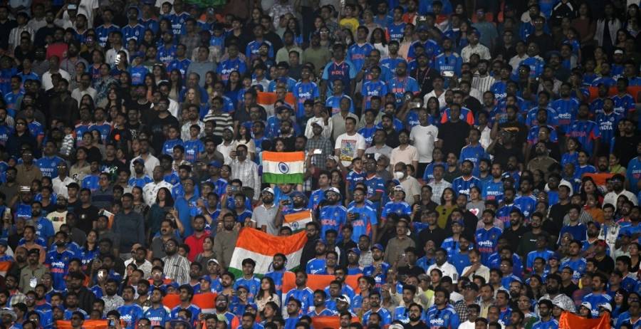 سپر 8 مرحلے کے میچ میں جنوبی افریقہ کی انڈیا کے خلاف بیٹنگ جاری ہے