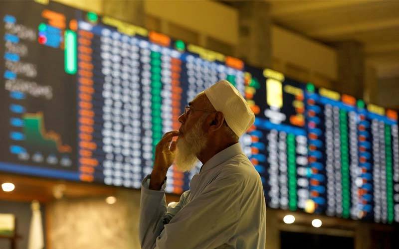 پاکستان اسٹاک ایکسچینج میں کاروباری ہفتے کا منفی آغاز