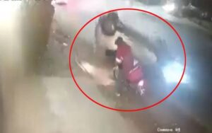 کراچی: بےقابو گاڑی کی ٹکر سے جاں بحق رائیڈر کے ورثا ءنے ڈرائیور کو معاف کردیا