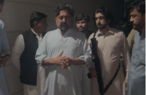 تحریک انصاف کے رکن خیبرپختونخوا اسمبلی فضل الٰہی کے گھر پر ہینڈ گرنیڈ حملہ