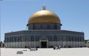 ایران کشیدگی، اسرائیل نے مسجدِ اقصیٰ میں جمعے کی نماز پر پابندی لگا دی