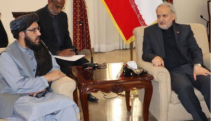 افغان سفیر کی ایرانی سفارتخانے آمد، سفیر رضا امیری مقدم سے ملاقات، آیت اللہ خامنہ ای کی شہادت پر اظہار تعزیت کیا