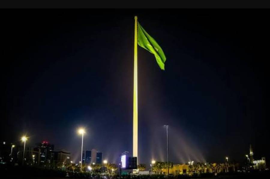 سعودی عرب: رہائشی علاقے پر فوجی گولہ گرنے سے 2 افراد ہلاک، 12 زخمی