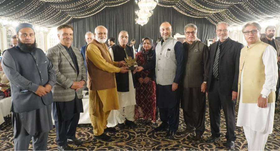 پروفیسر ڈاکٹر نیاز اختر کے اعزاز میں آئی سیٹ یونیورسٹی گوجرانوالہ کی جانب سے افطار ڈنر