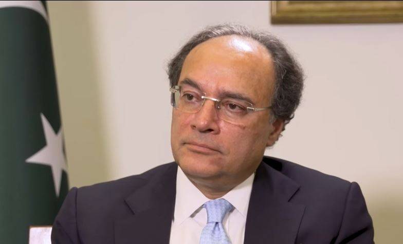 وزیر خزانہ نے پیٹرولیم مصنوعات کی قیمتوں میں مزید اضافے کا عندیہ دیدیا