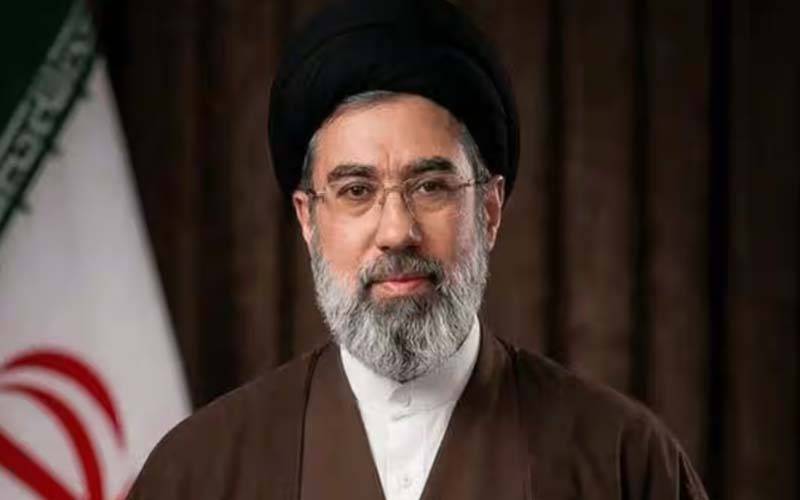 خامنہ ای بیٹے کے اقتدار میں آنے سے متعلق شکوک و شبہات رکھتے تھے: بی بی سی اردو