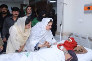 چھت گرنے سے جاں بحق ہونے والی خواتین کے لواحقین کو فی کس 10 لاکھ روپے جبکہ زخمیوں کو فی کس 3 لاکھ روپے دیئے جائیں گے، چئیر پرسن بینظیر انکم سپورٹ پروگرام سینیٹر روبینہ خالد کا اعلان