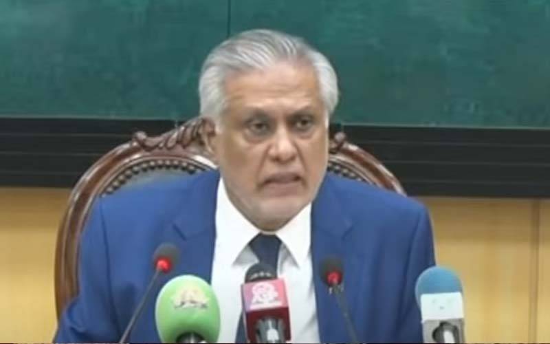 ہم اپنی جغرافیائی سرحدوں کا ہر صورت تحفظ کریں گے: اسحاق ڈار کا یوم پاکستان پر پیغام