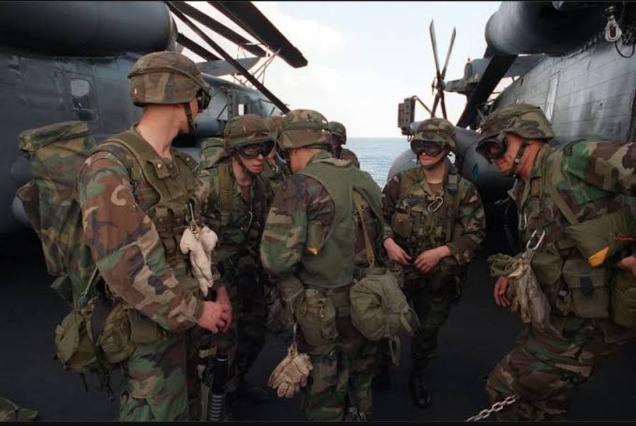 امریکہ کا مشرق وسطیٰ میں 3 سے 4 ہزار ایلیٹ فوجی بھیجنے کا فیصلہ