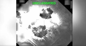 امریکی سینٹ کام نے ایران کی فوجی تنصیبات پر حملوں کی ویڈیو جاری کردی