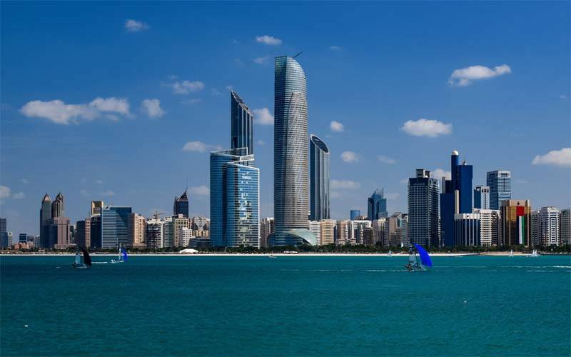 ابوظہبی میں میزائل کا ملبہ گرنے سے دو افراد ہلاک