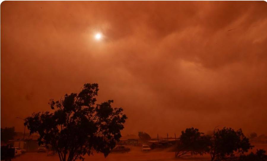 آسٹریلیا میں شدید طوفان، چند ہی منٹوں میں دن کی روشنی ختم، آسمان خون کی طرح سرخ ہو گیا، سوشل میڈیا پر ویڈیو وائرل