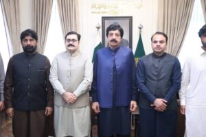 گورنر پنجاب سے وزیر صحت بلوچستان بخت محمد کاکڑ کی ملاقات، صحت کے شعبے میں جاری منصوبوں اور باہمی تعاون کے امور پر تبادلہ خیال