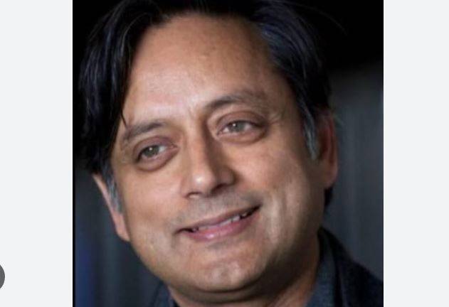 جنگل کا قانون کسی کے مفاد میں نہیں، پاکستان کی ثالثی پر بھارت کو خوشی منانی چاہیے : ششی تھرور