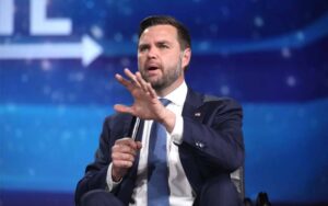 جے ڈی وینس اپنا پی ٹی اے اپروو آئی فون لے کر آنا، امریکی نائب صدر کے پاکستان آنے پر میمز کی بھرمار